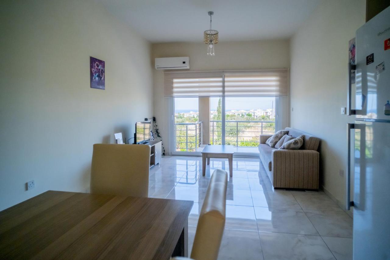 Spacious Two-Bedroom Apartment In Amazing Residence Escape Homes Cirénia Exterior foto