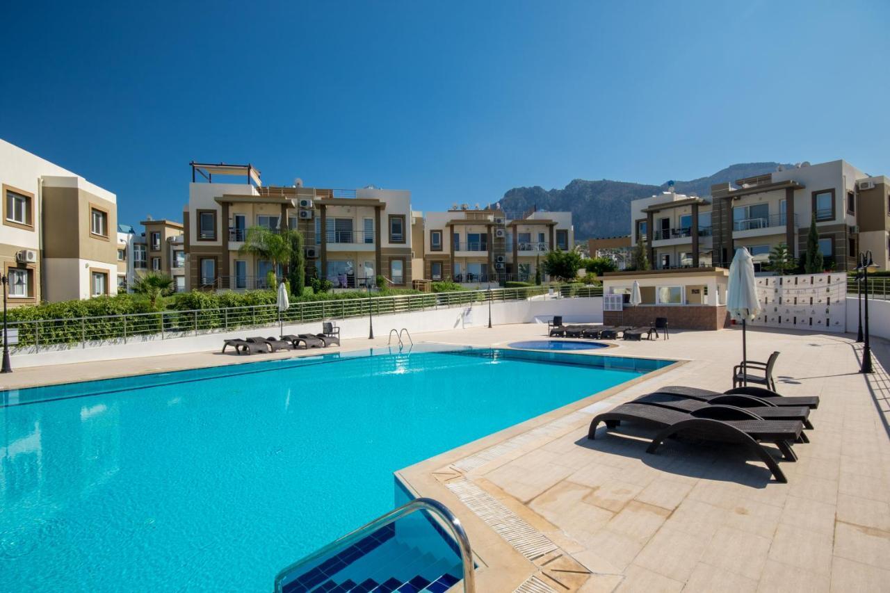 Spacious Two-Bedroom Apartment In Amazing Residence Escape Homes Cirénia Exterior foto