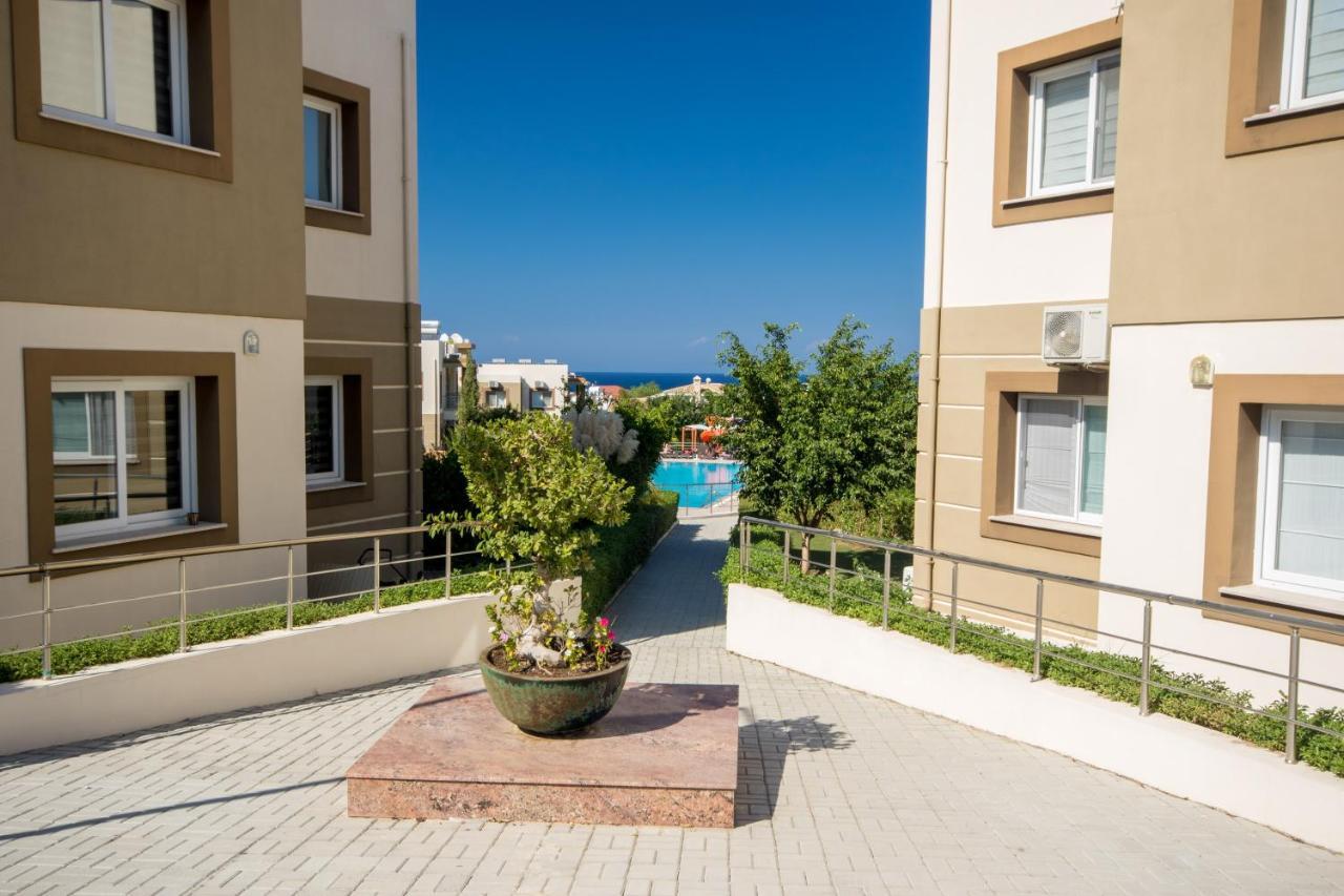 Spacious Two-Bedroom Apartment In Amazing Residence Escape Homes Cirénia Exterior foto