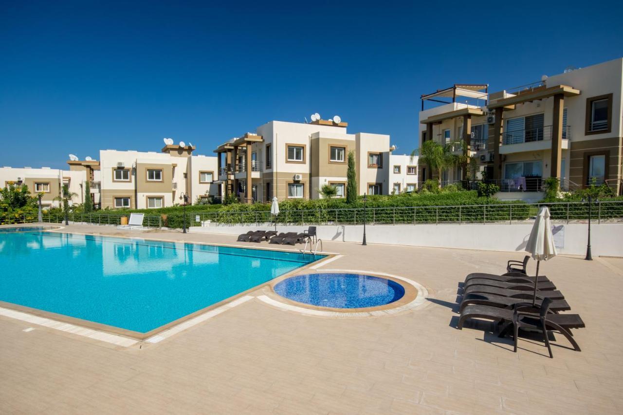 Spacious Two-Bedroom Apartment In Amazing Residence Escape Homes Cirénia Exterior foto
